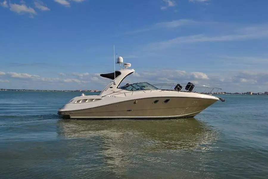 2008 Sea Ray 330 DA Profile-13.jpg