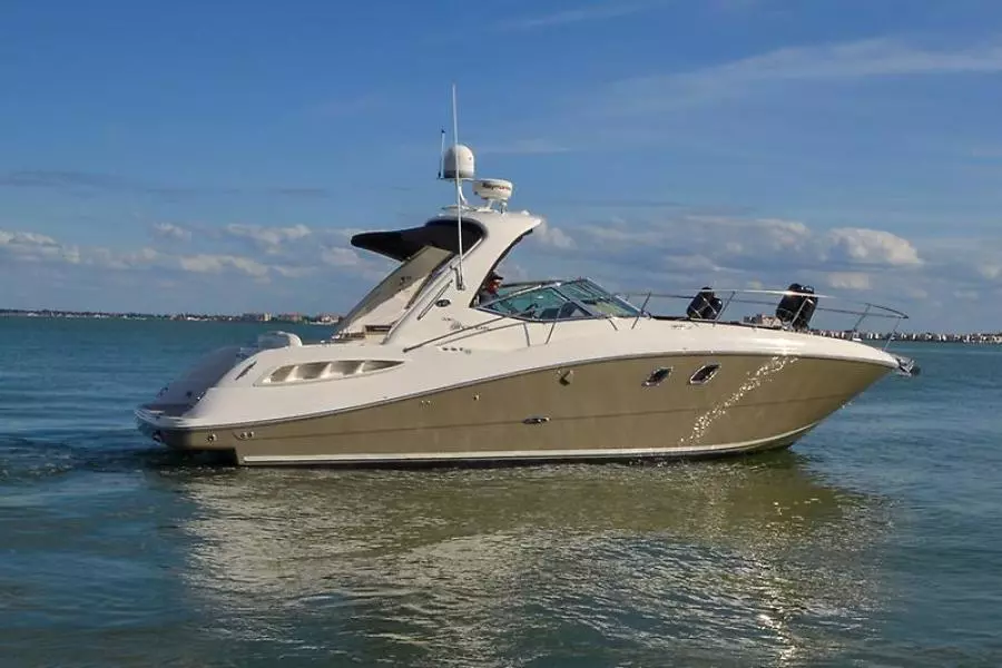 2008 Sea Ray 330 DA Profile-11.jpg
