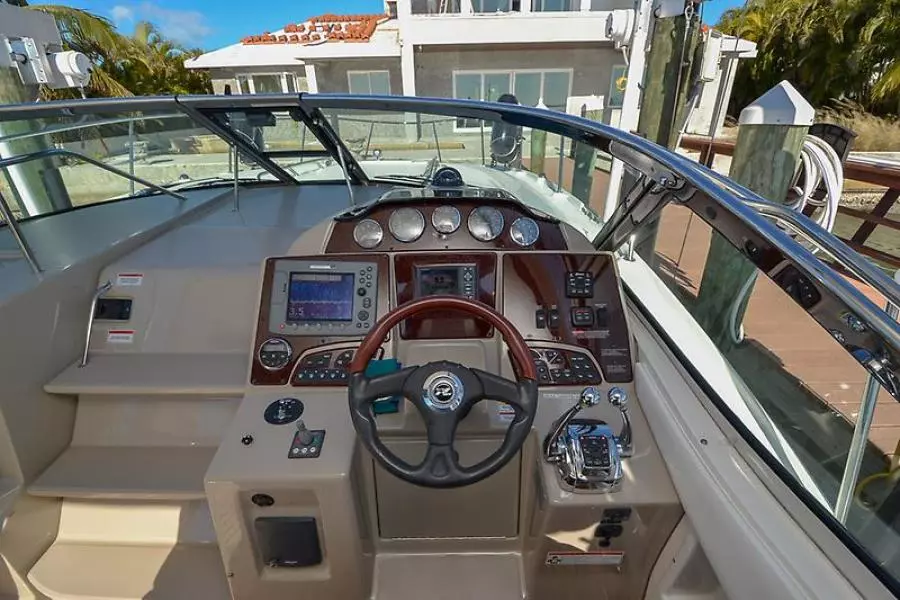 2008 Sea Ray 330 Sundancer-5.jpg