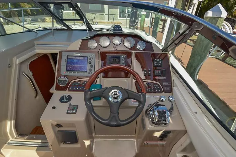 2008 Sea Ray 330 Sundancer-4.jpg