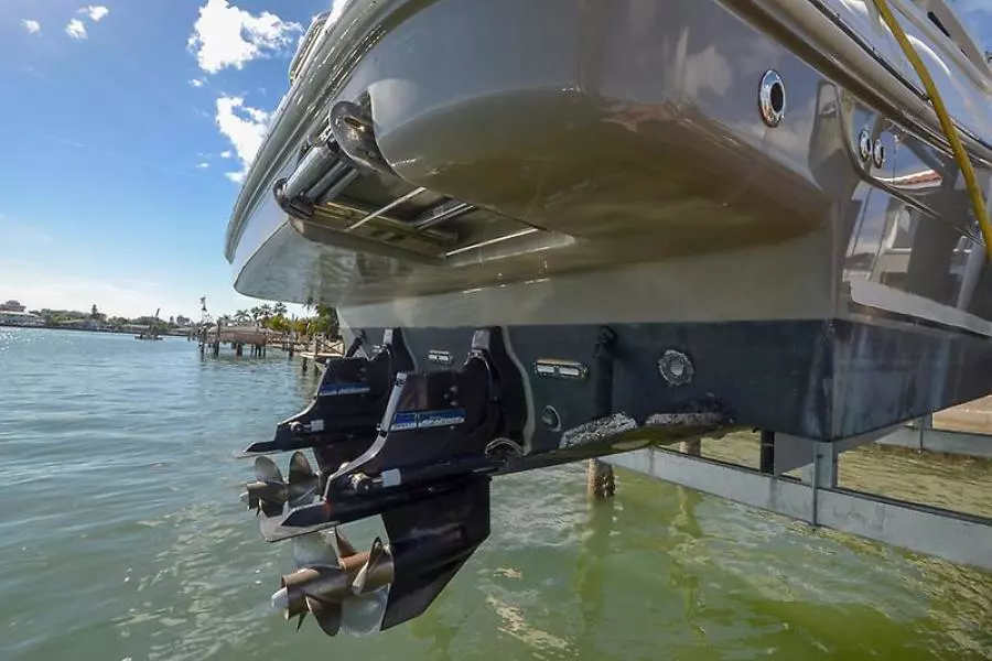 2008 Sea Ray 330 DA Profile-2.jpg