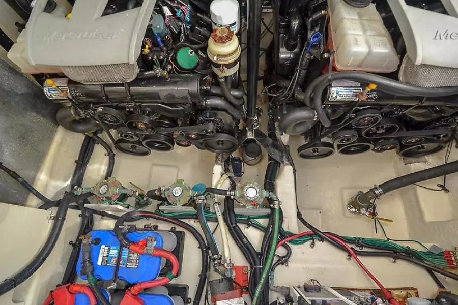 2008 Sea Ray 330 Sundancer-42.jpg