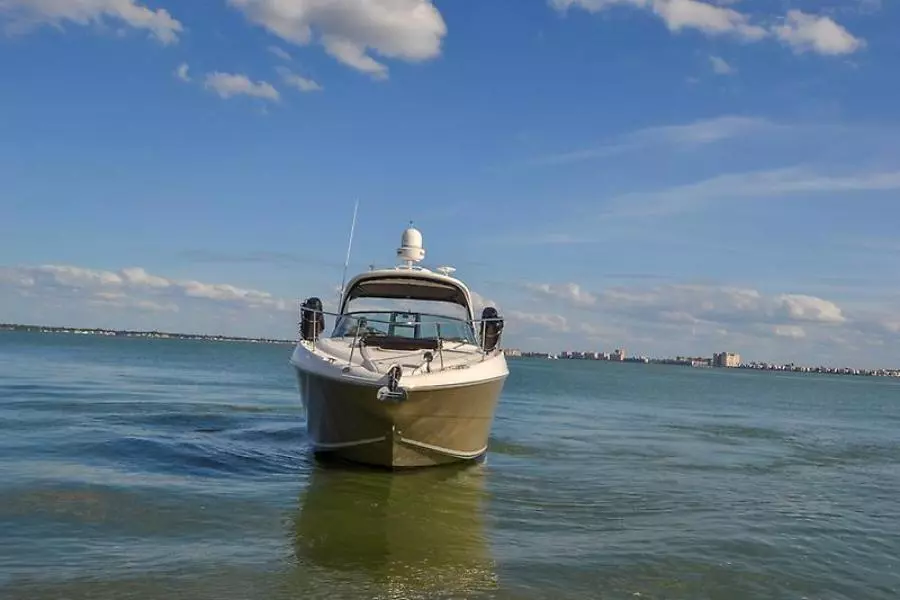 2008 Sea Ray 330 DA Profile-18.jpg