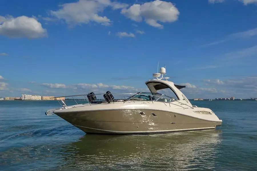2008 Sea Ray 330 DA Profile-23.jpg