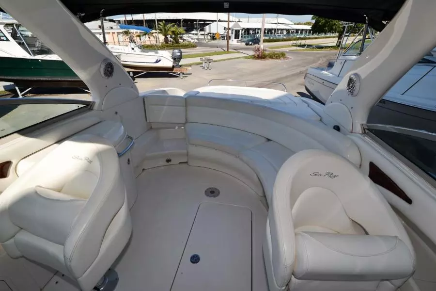 2004 Sea Ray 290 Sun Sport