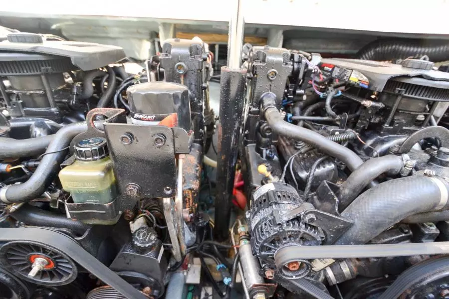 2004 Sea Ray 290 Sun Sport