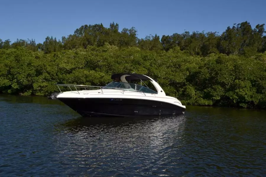 2004 Sea Ray 290 Sun Sport