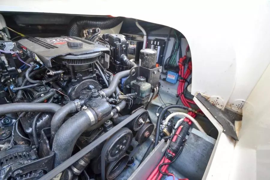 2004 Sea Ray 290 Sun Sport