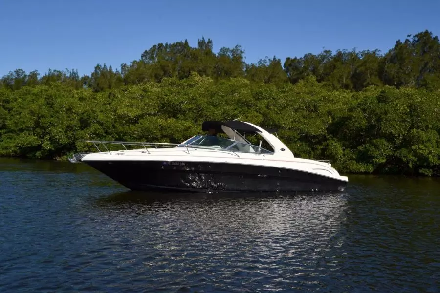 2004 Sea Ray 290 Sun Sport