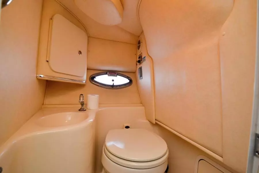 2004 Sea Ray 290 Sun Sport