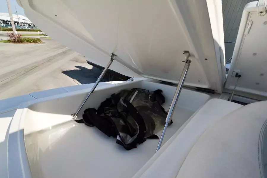 2004 Sea Ray 290 Sun Sport