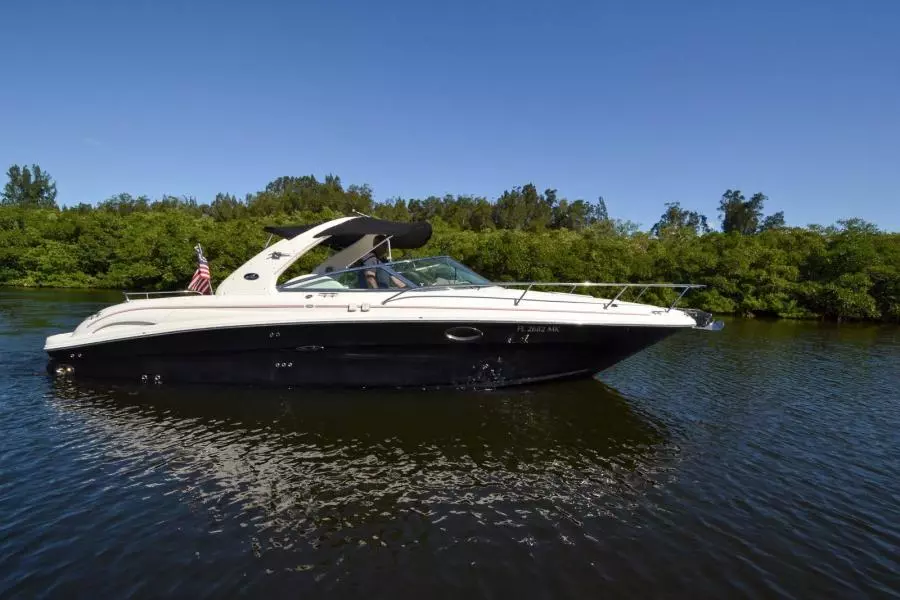 2004 Sea Ray 290 Sun Sport