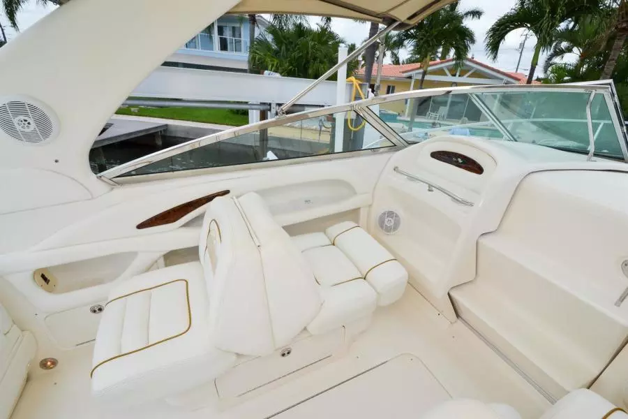 2003 Sea Ray 290 Sun Sport