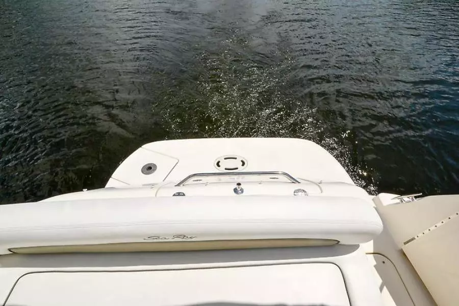2006 Sea Ray 300 Sundancer-37-2.jpg