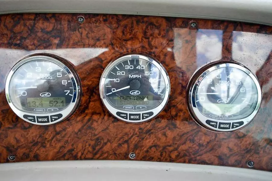 2006 Sea Ray 300 Sundancer-31-2.jpg