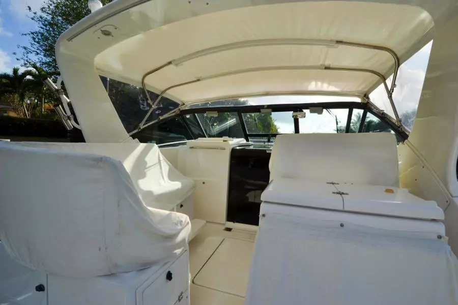 2001 Tiara Yachts 3500 Open