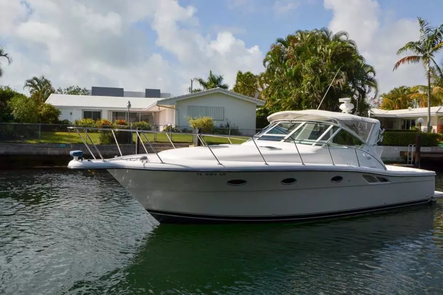 2001 Tiara Yachts 3500 Open