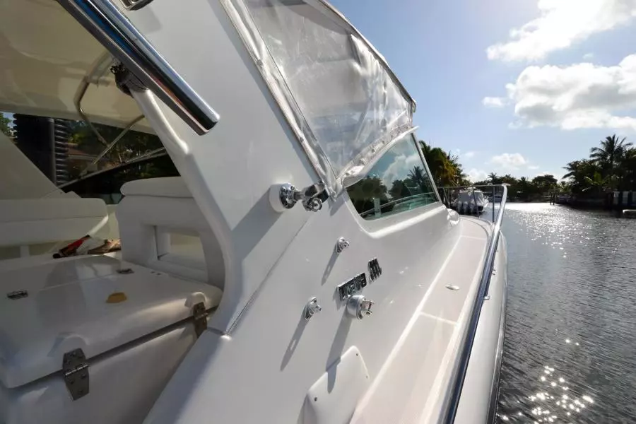 2001 Tiara Yachts 3500 Open