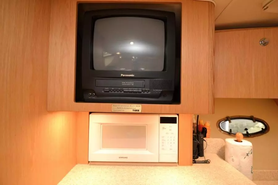 2001 Tiara Yachts 3500 Open