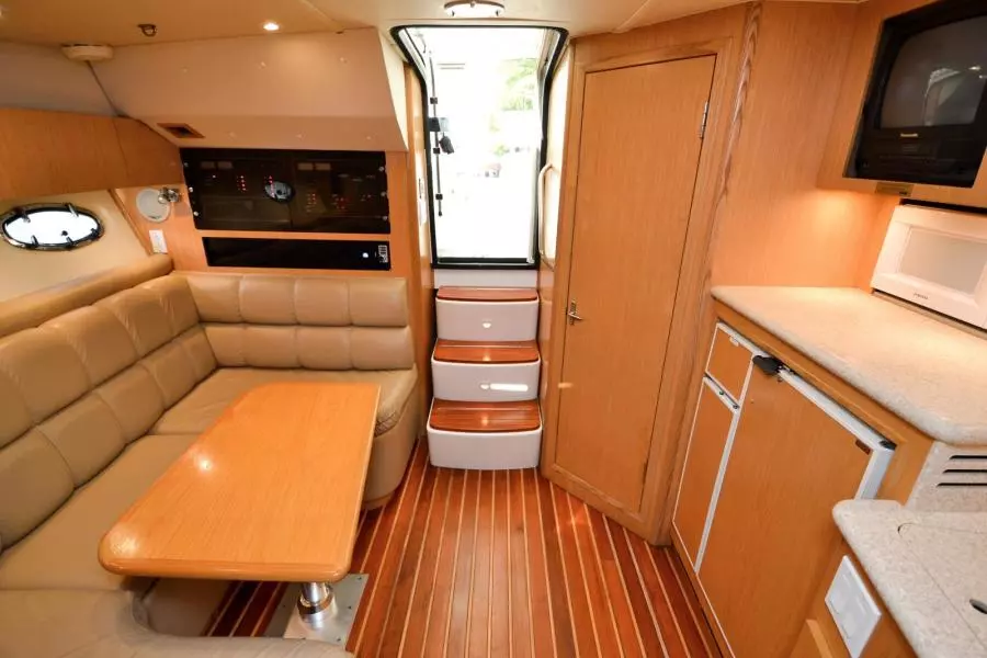 2001 Tiara Yachts 3500 Open