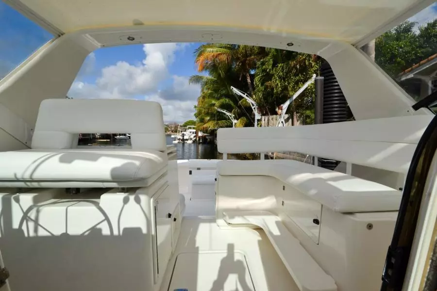 2001 Tiara Yachts 3500 Open