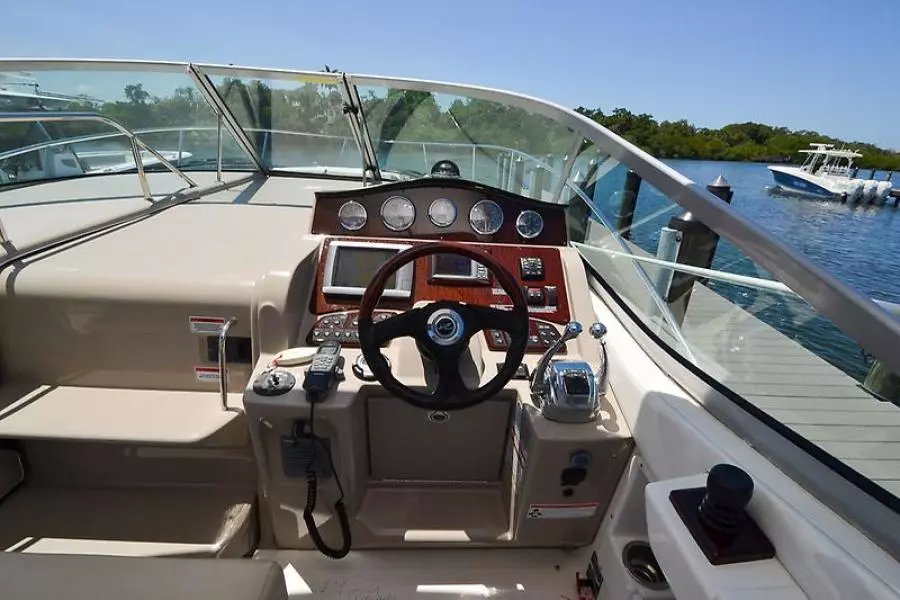 2009 Sea Ray 310-330 Sundancer-25.jpg