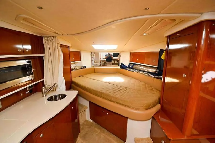 2009 Sea Ray 310-330 Sundancer-38.jpg