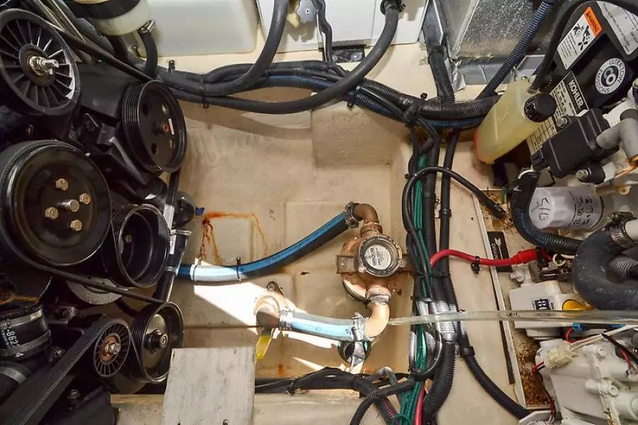 2009 Sea Ray 310-330 Sundancer-50.jpg