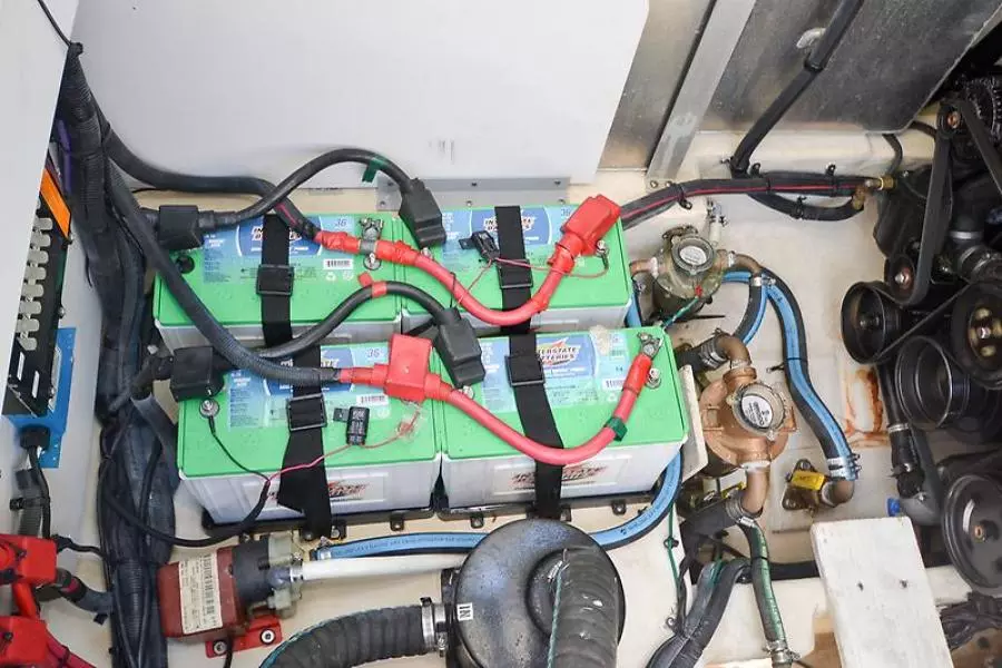 2009 Sea Ray 310-330 Sundancer-3.jpg