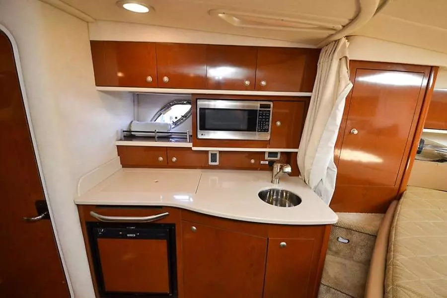 2009 Sea Ray 310-330 Sundancer-41.jpg