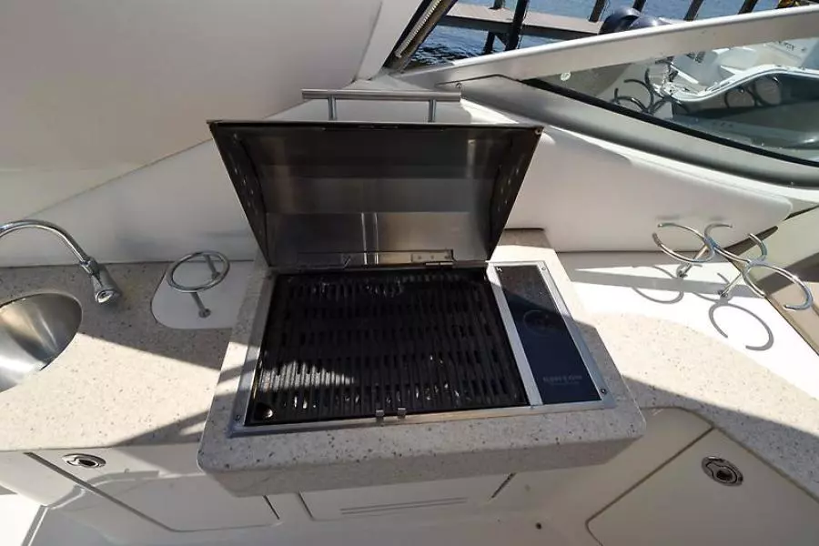 2009 Sea Ray 310-330 Sundancer-58.jpg