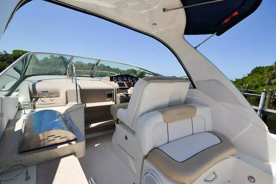 2009 Sea Ray 310-330 Sundancer-33.jpg