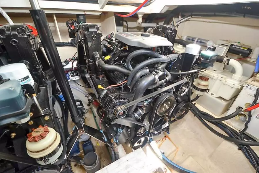 2009 Sea Ray 310-330 Sundancer-54.jpg