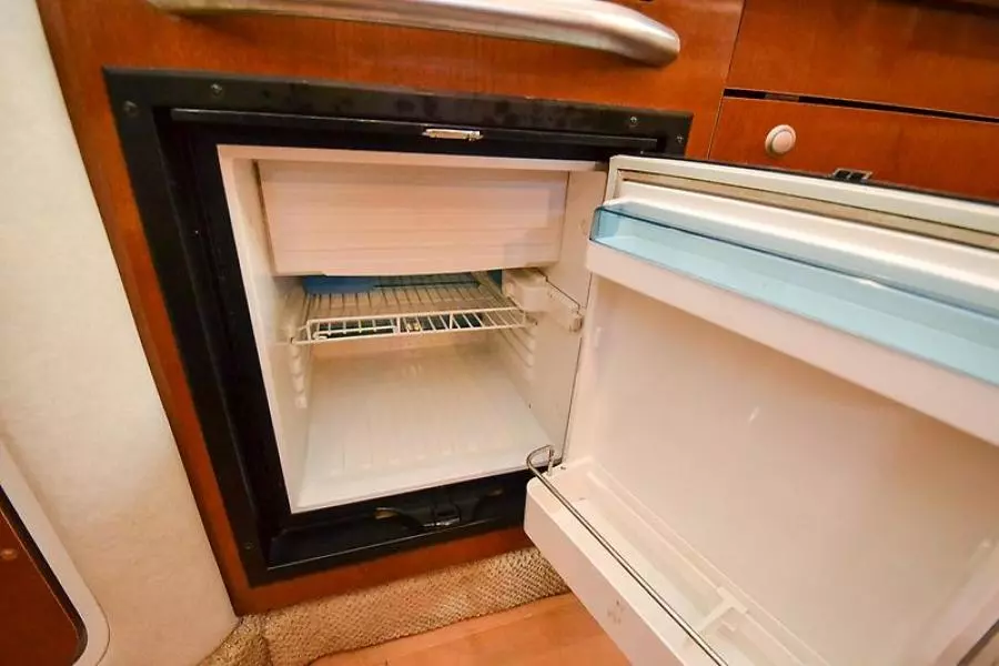 2009 Sea Ray 310-330 Sundancer-46.jpg