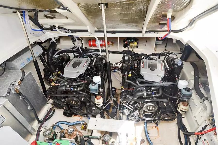 2009 Sea Ray 310-330 Sundancer-1.jpg