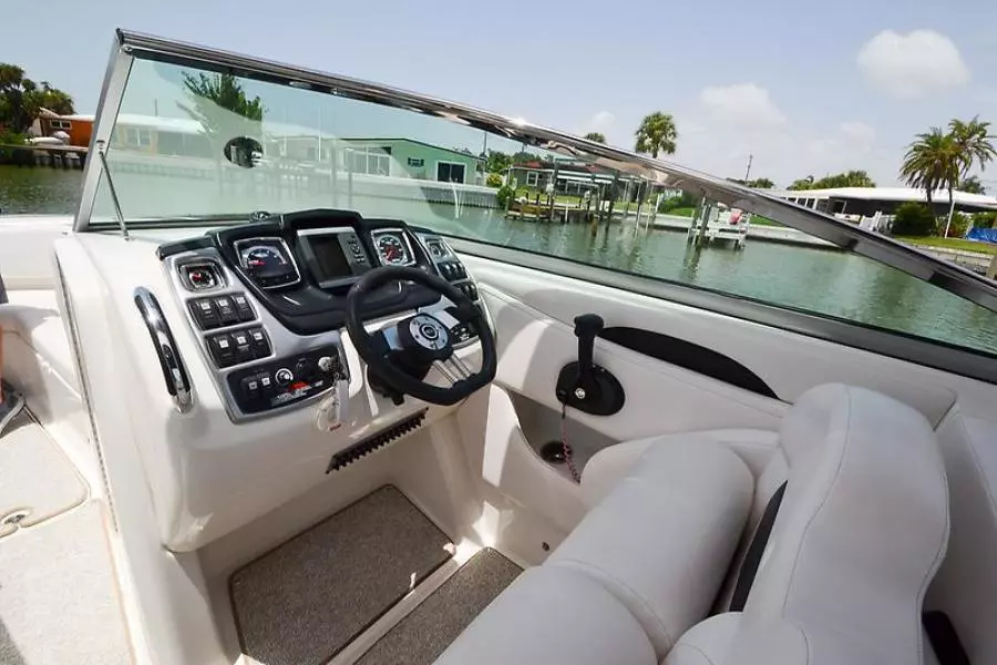 2009 Chaparral 276 SSX-23.jpg