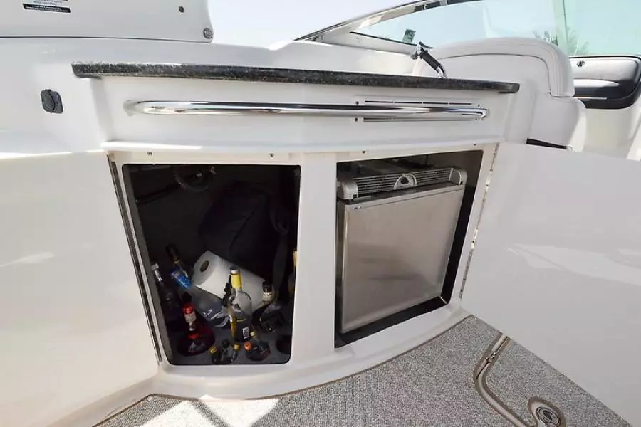 2009 Chaparral 276 SSX-27.jpg