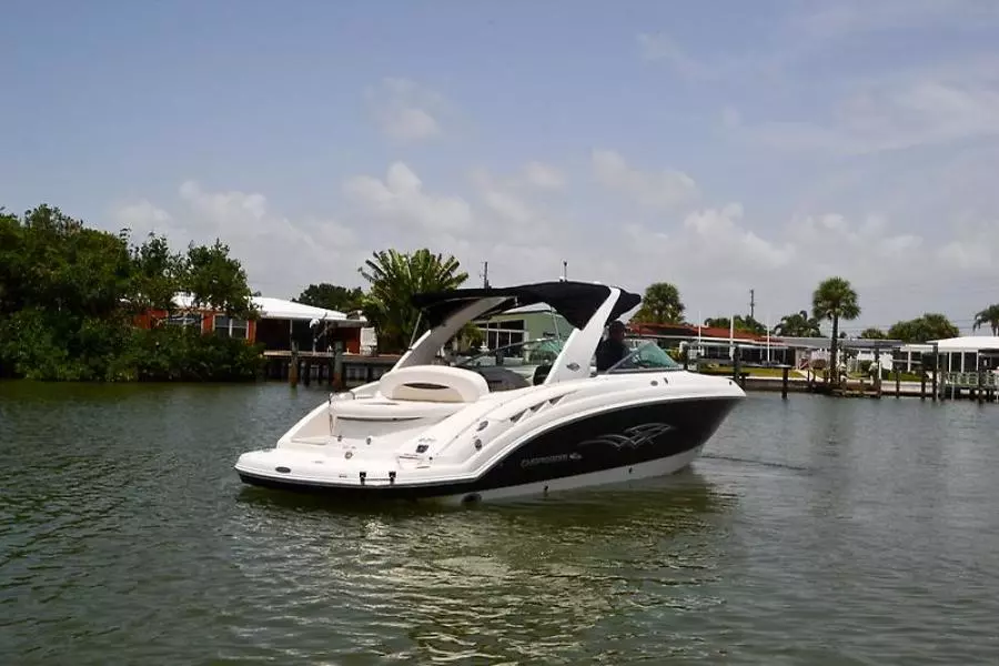 2009 Chaparral 276 SSX-11.jpg