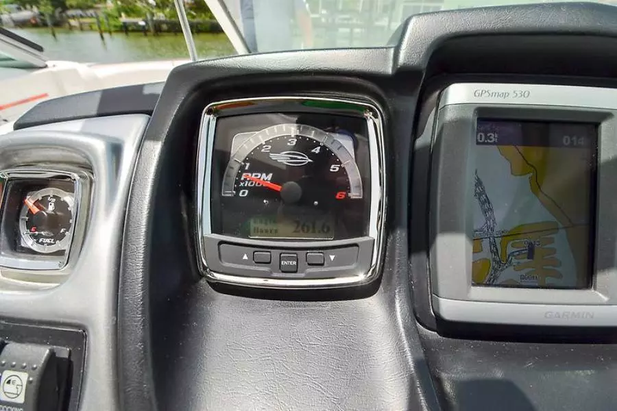 2009 Chaparral 276 SSX-25.jpg