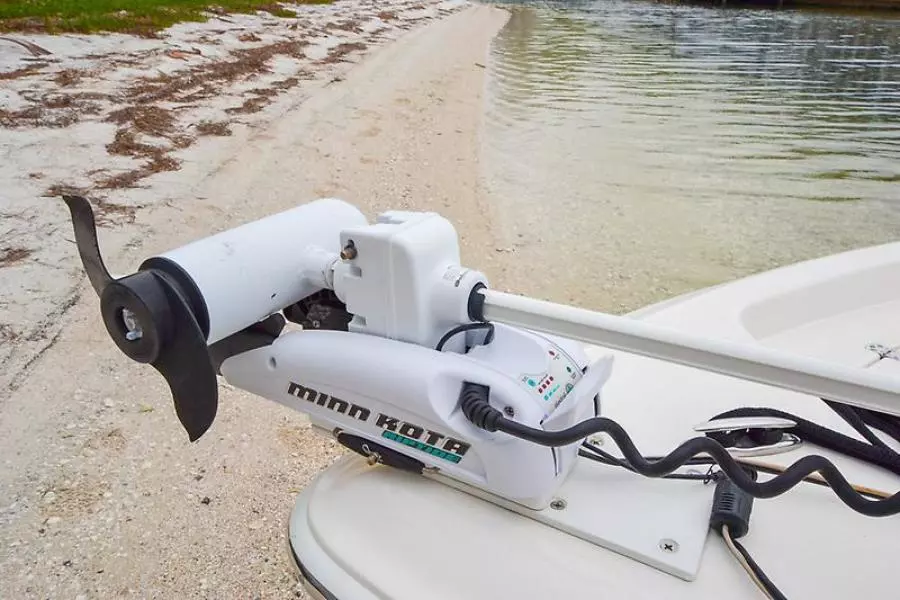2016 Shearwater 25 LTZ-18.jpg