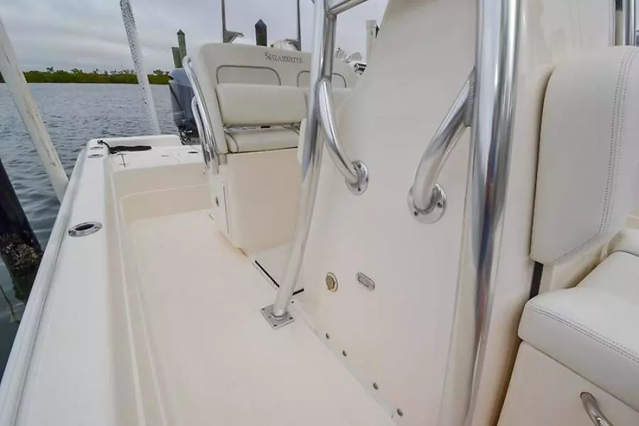 2016 Shearwater 25 LTZ-31.jpg