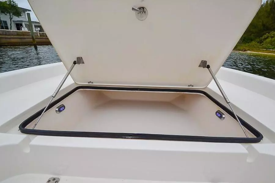 2016 Shearwater 25 LTZ-11.jpg