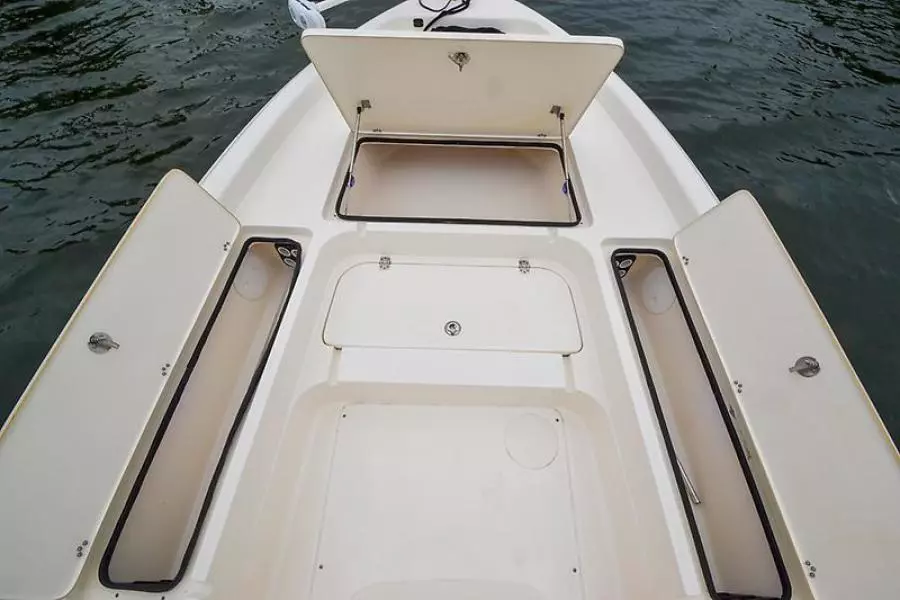2016 Shearwater 25 LTZ-10.jpg