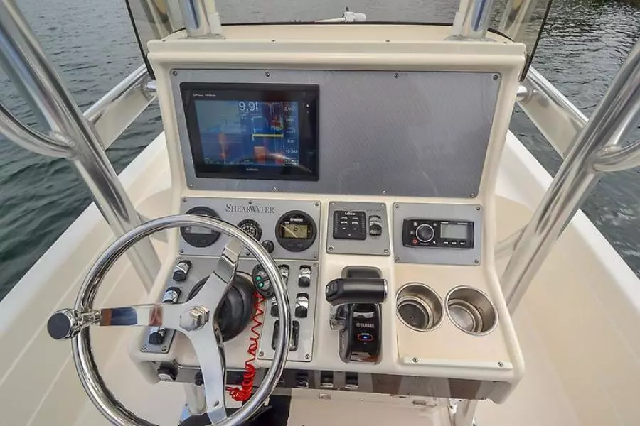 2016 Shearwater 25 LTZ-21.jpg
