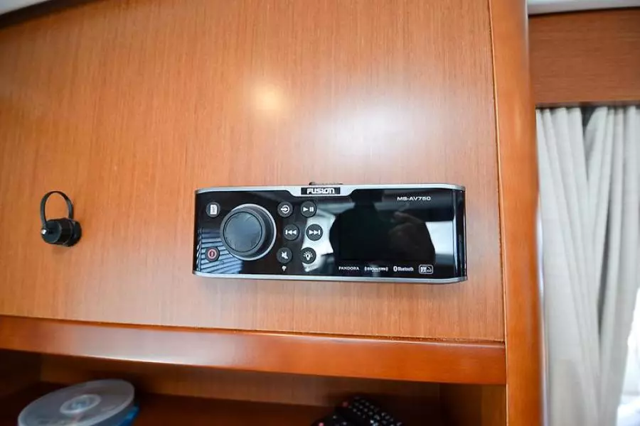 2016 Beneteau Swift Trawler 44