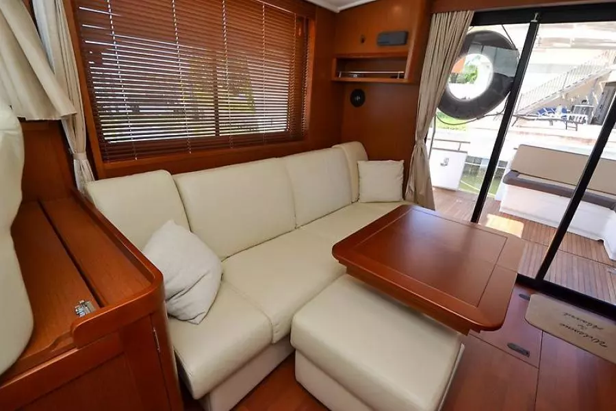 2016 Beneteau Swift Trawler 44