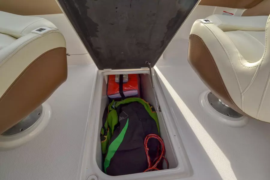 2016 Chaparral 246 SSi-26.jpg