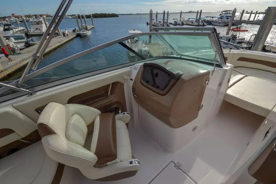 2016 Chaparral 246 SSi-28.jpg