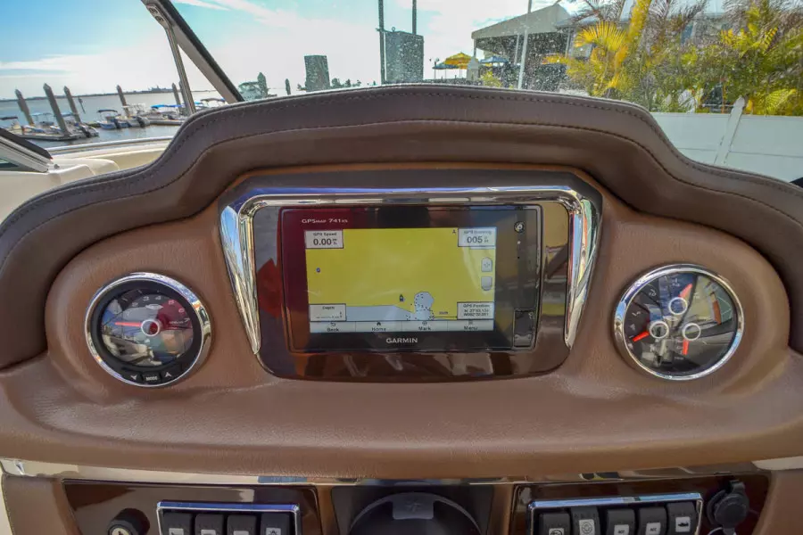 2016 Chaparral 246 SSi-22.jpg