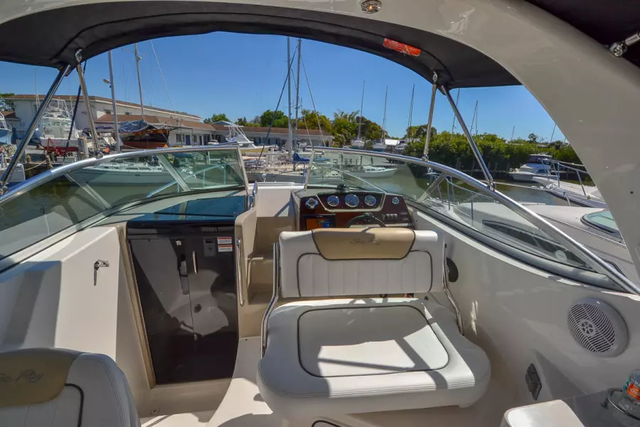 2009 Sea Ray 270 Sundancer-35.jpg